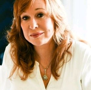 Meet your Posher, Brenda